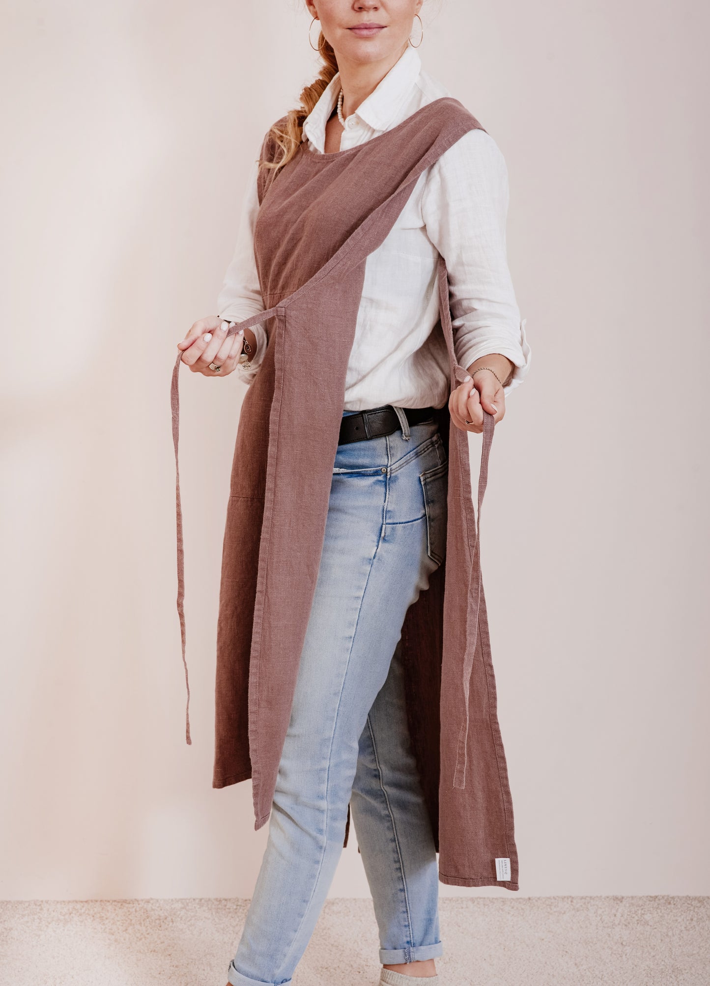 Linen cobbler apron in various colors