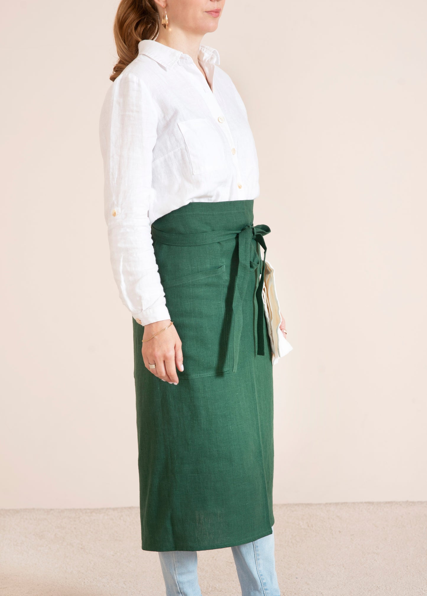 Linen half long apron in various colors