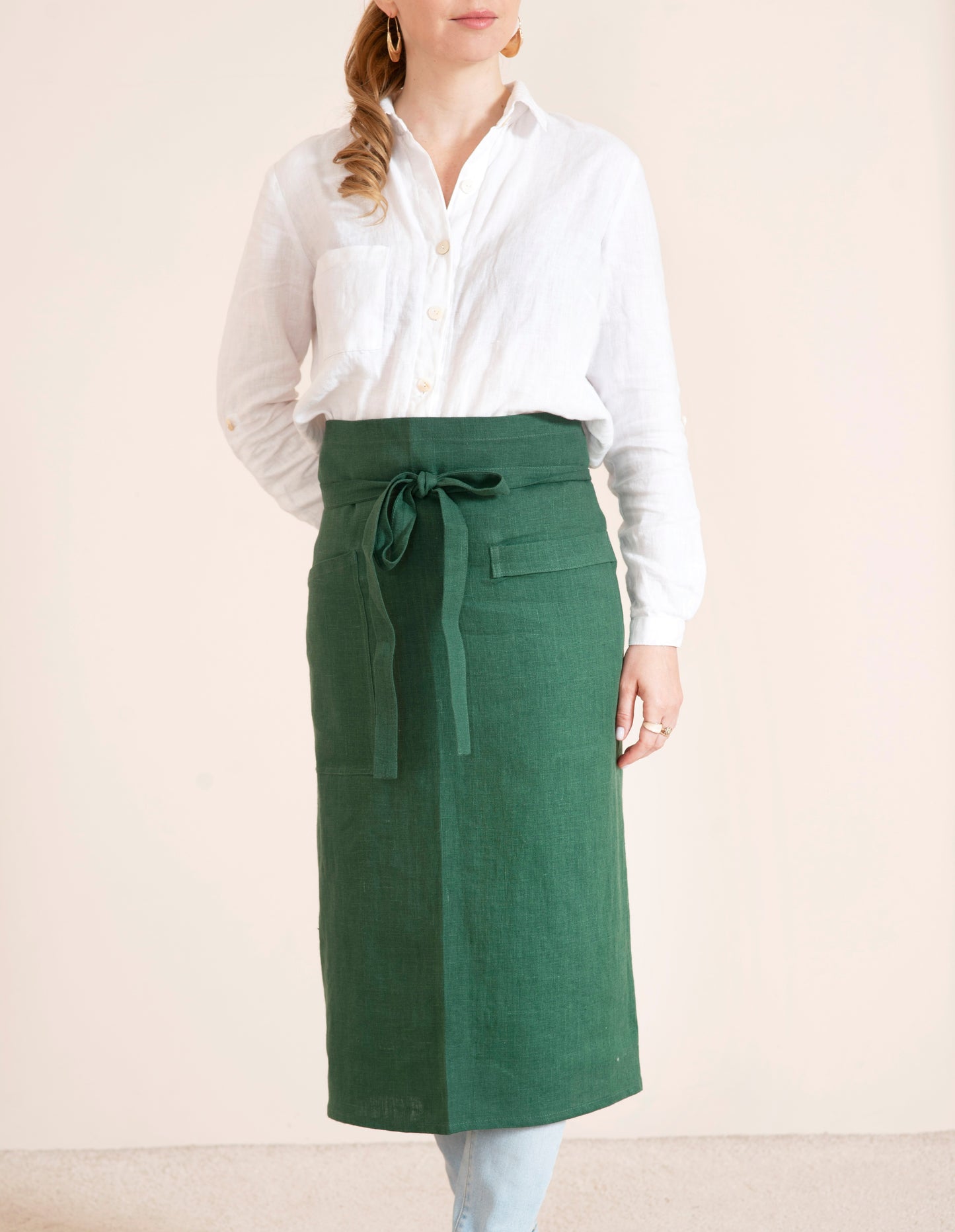 Linen half long apron in various colors