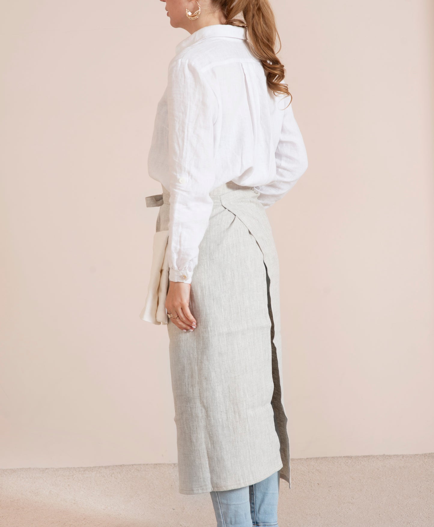 Linen half long apron in various colors