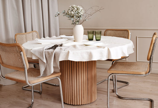 Linen round tablecloth
