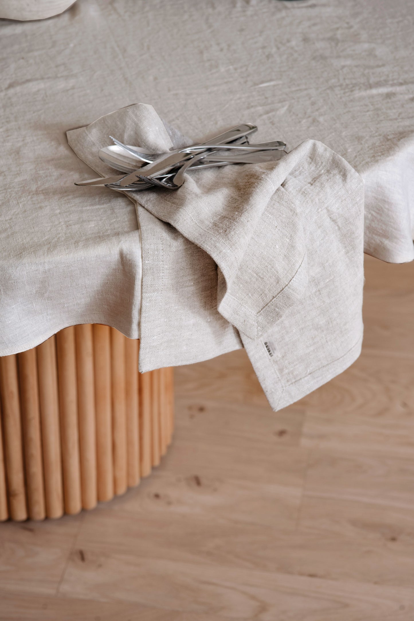 Linen round tablecloth