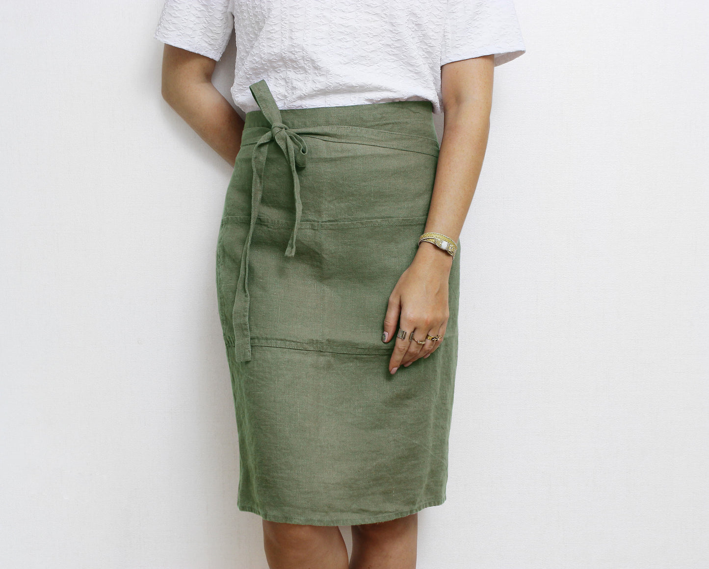 Linen half apron in various colors