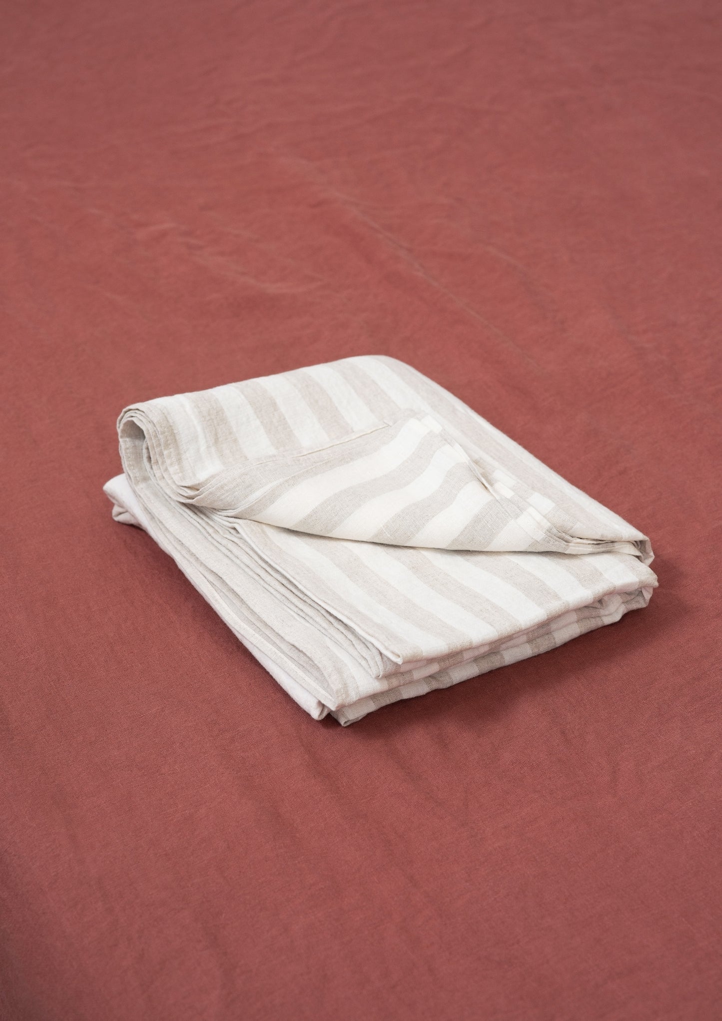 Linen flat sheet in Queen size