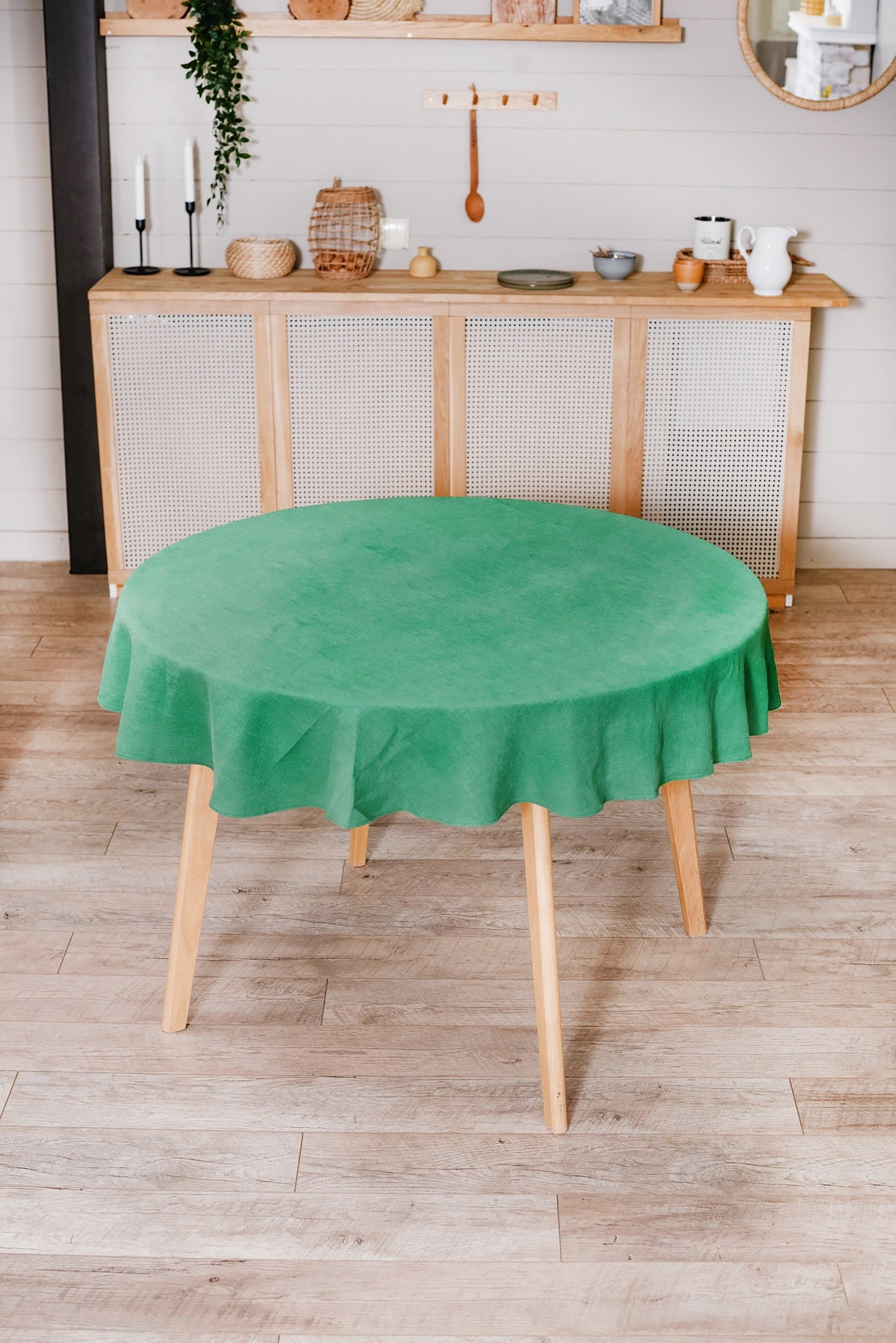 Linen round tablecloth