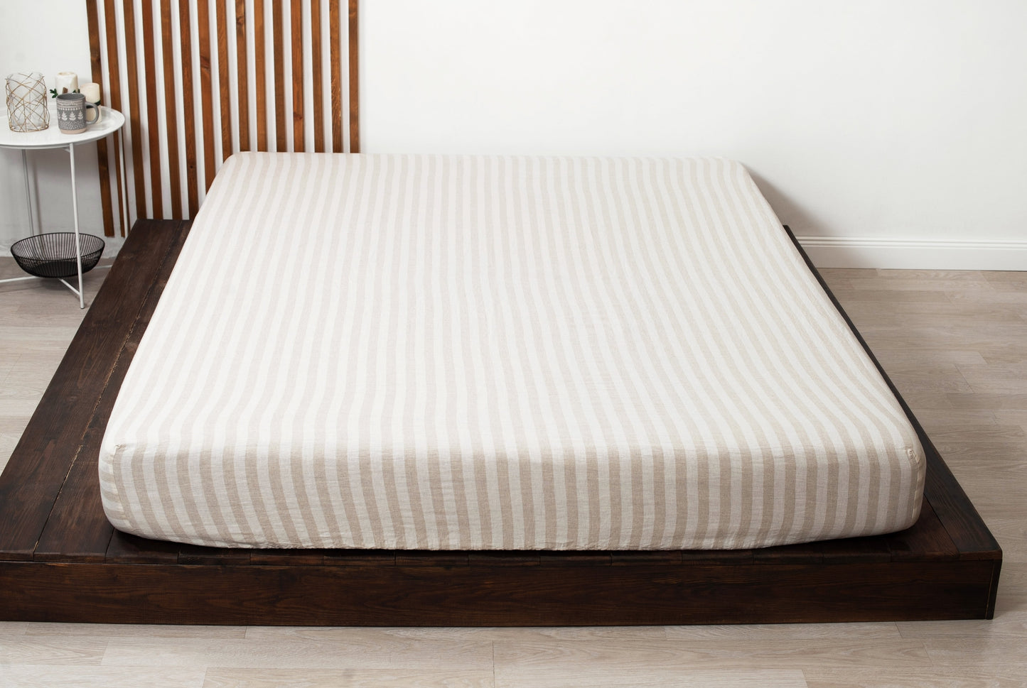 Linen fitted sheet in Full, Queen, King sizes