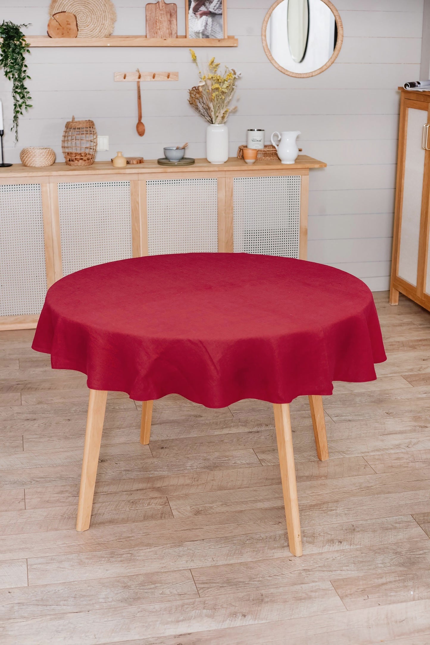 Linen round tablecloth