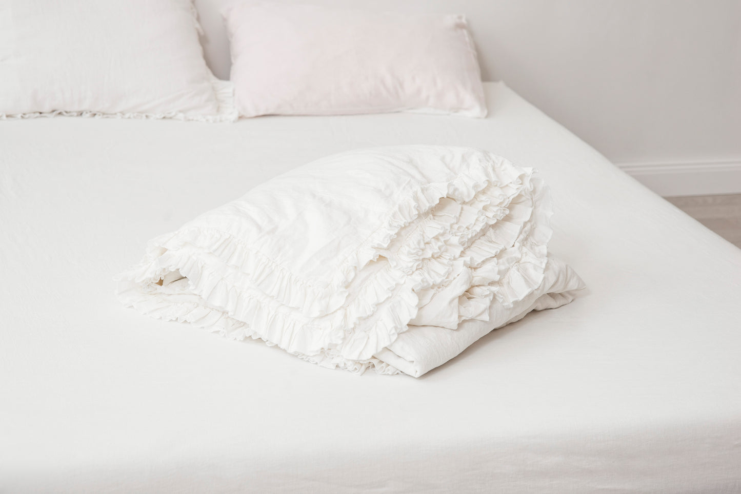 Ruffled linen duvet cover
