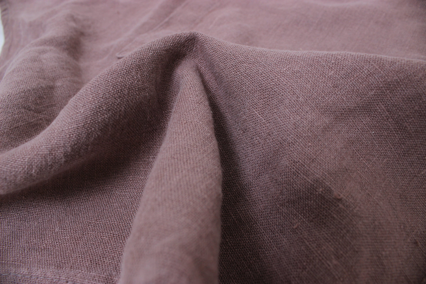Stonewashed linen apron with pockets