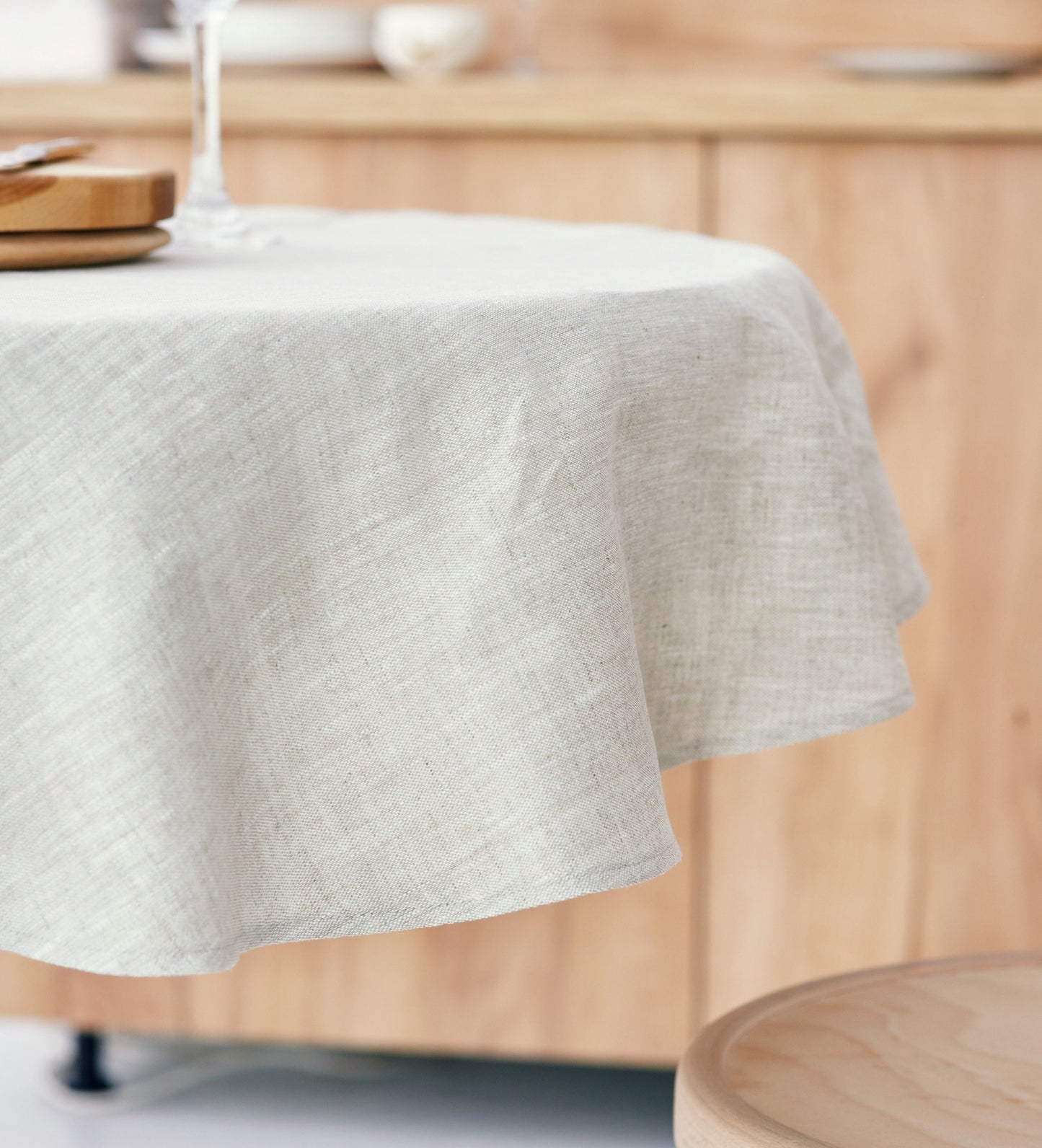 Linen tablecloth round