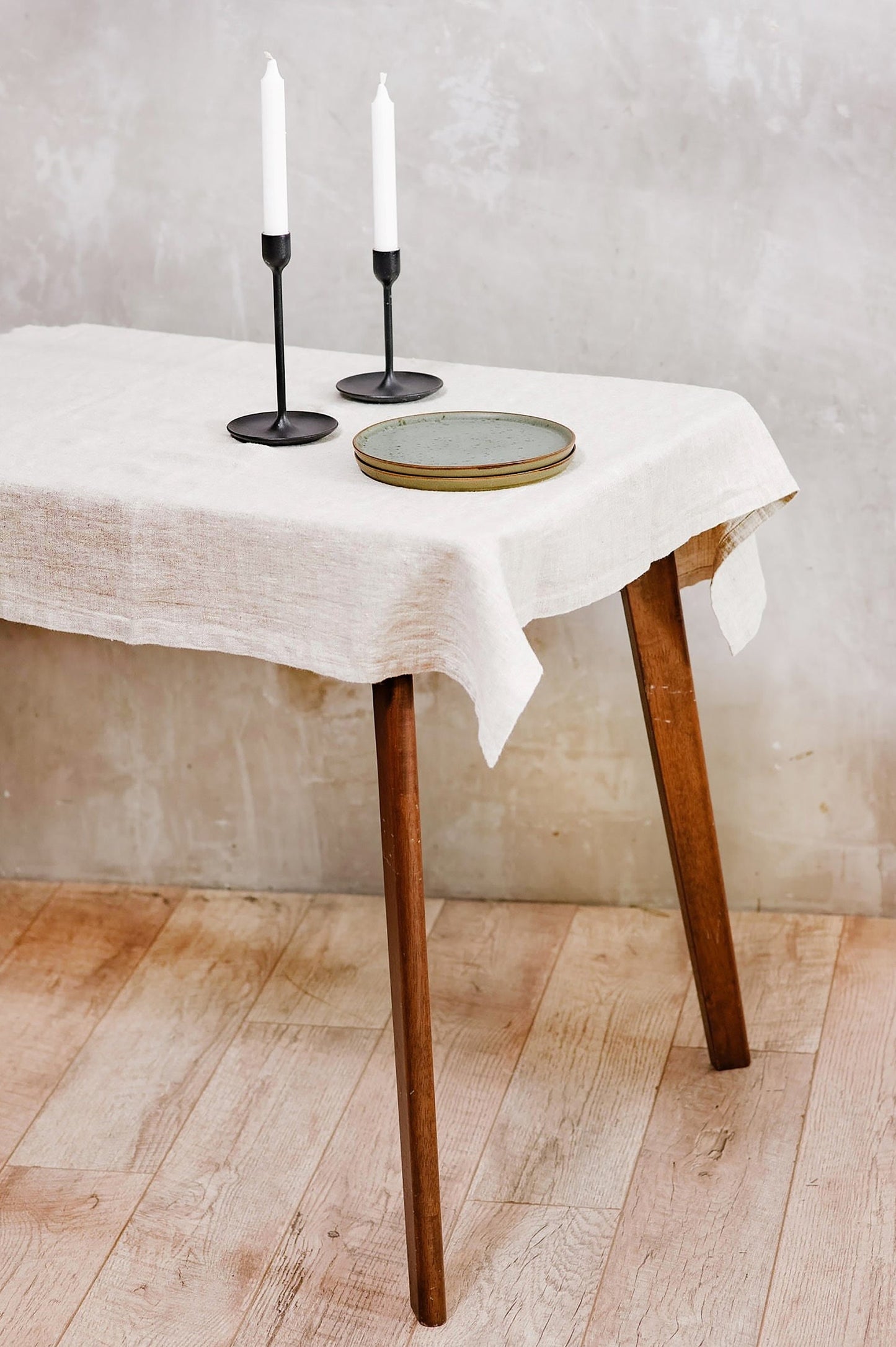 Square linen tablecloth