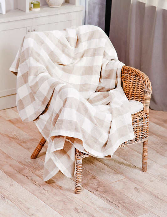 Linen throw blanket in natural color