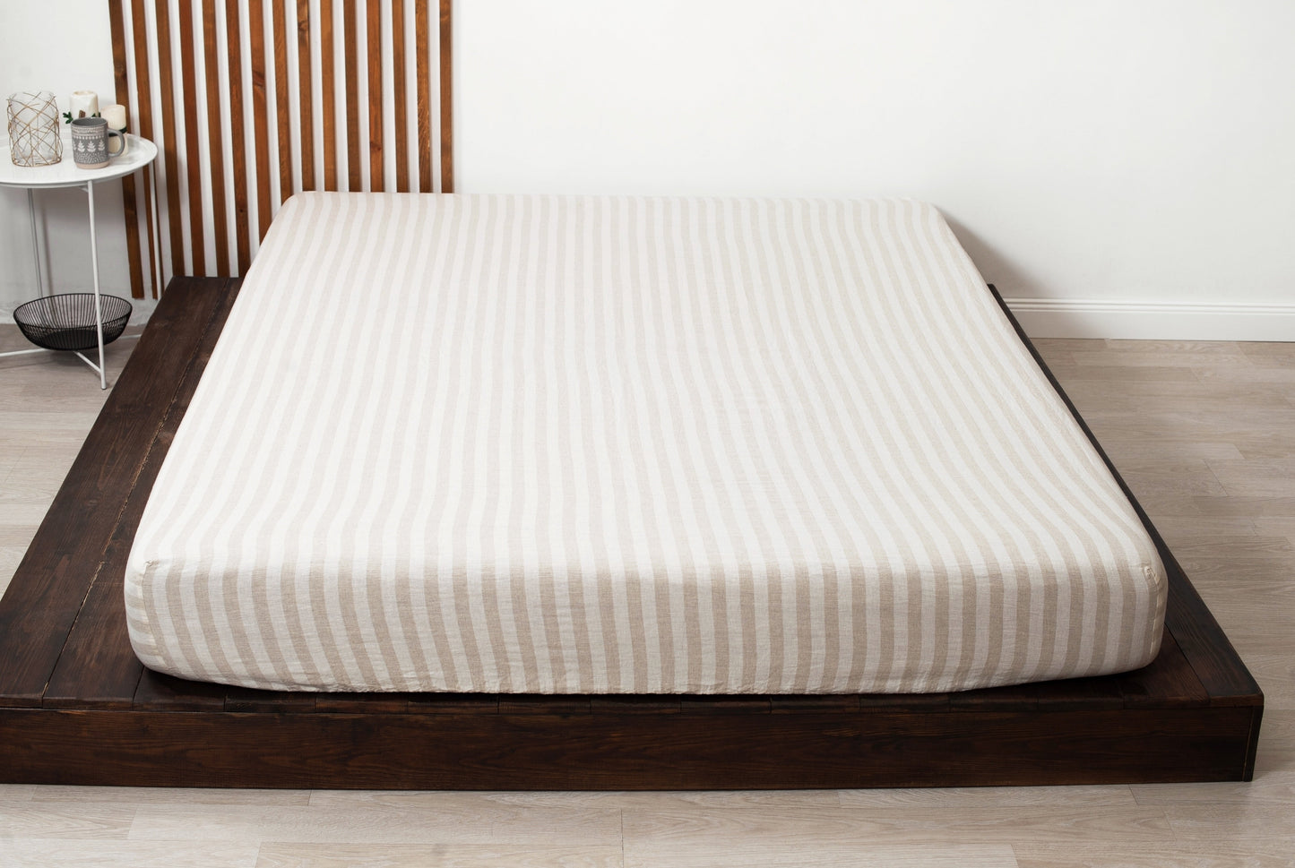 Linen fitted sheet of various heights