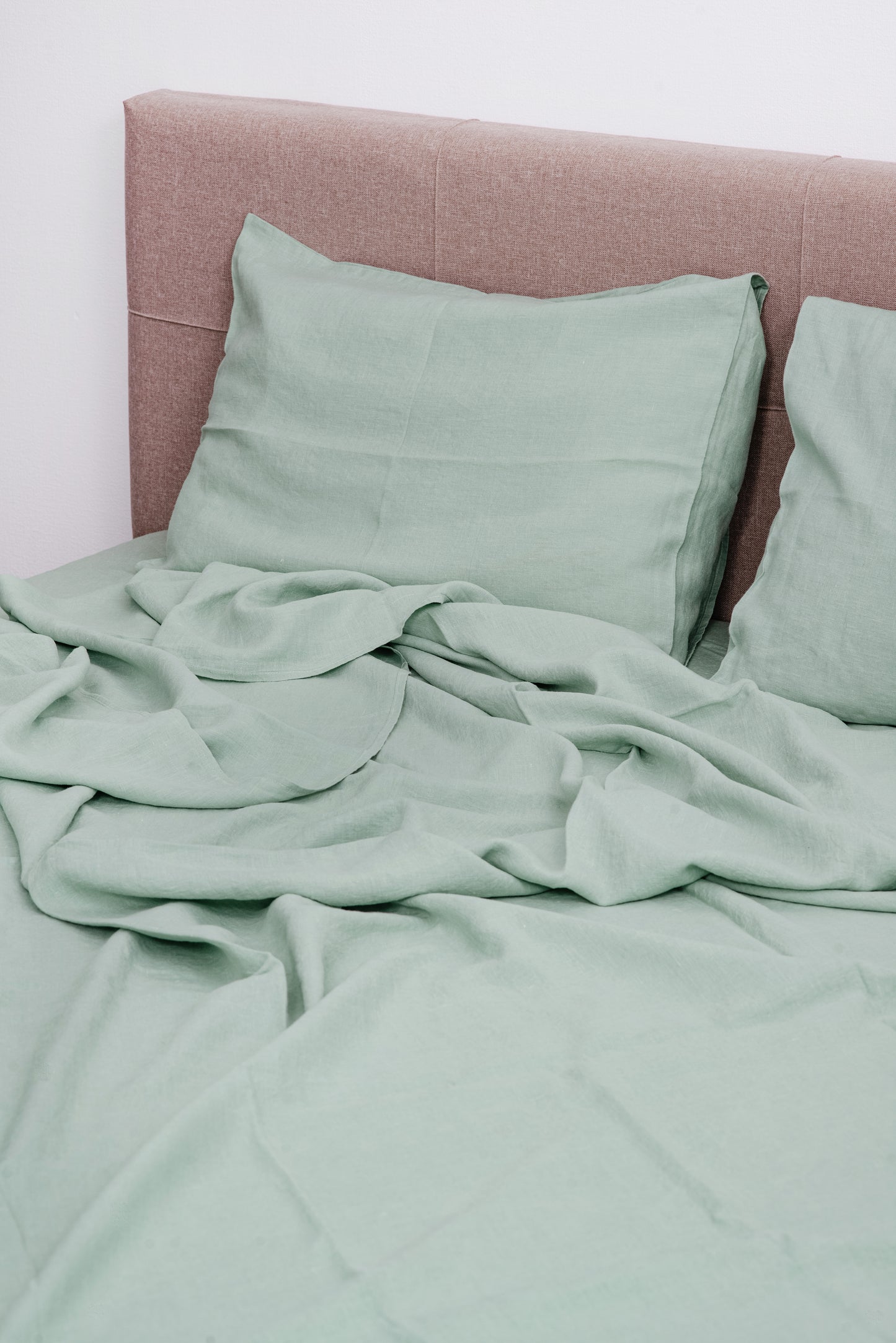 Mint linen bedding: Fitted sheet, Flat sheet, Pillowcase or Set