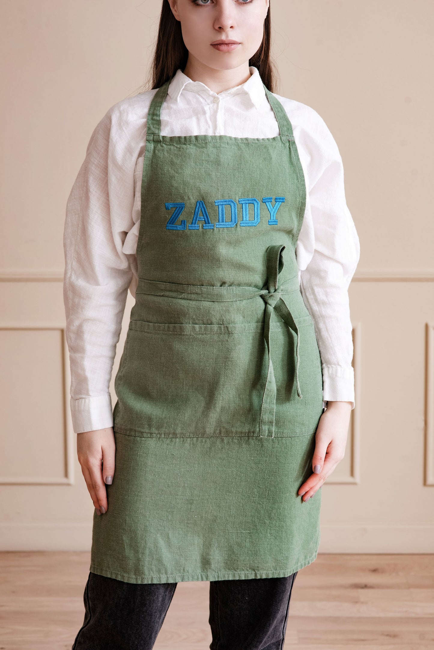 Personalized linen apron