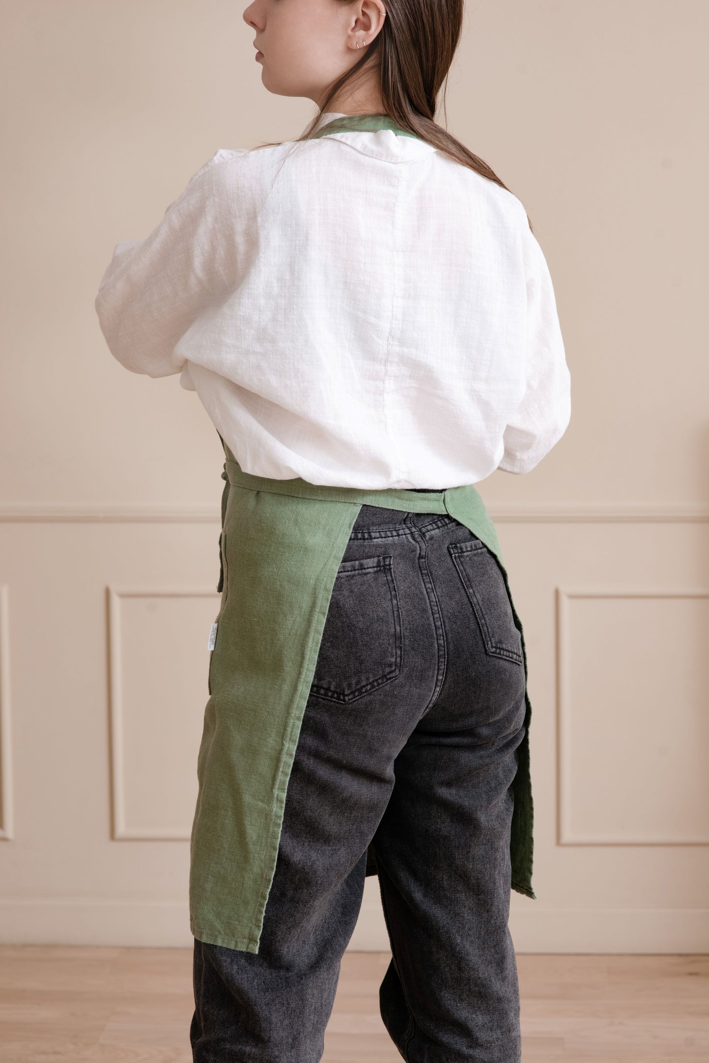 Khaki linen apron