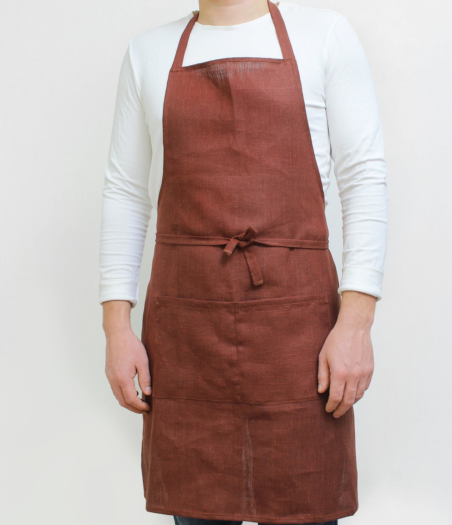 Stonewashed linen apron with pockets for men