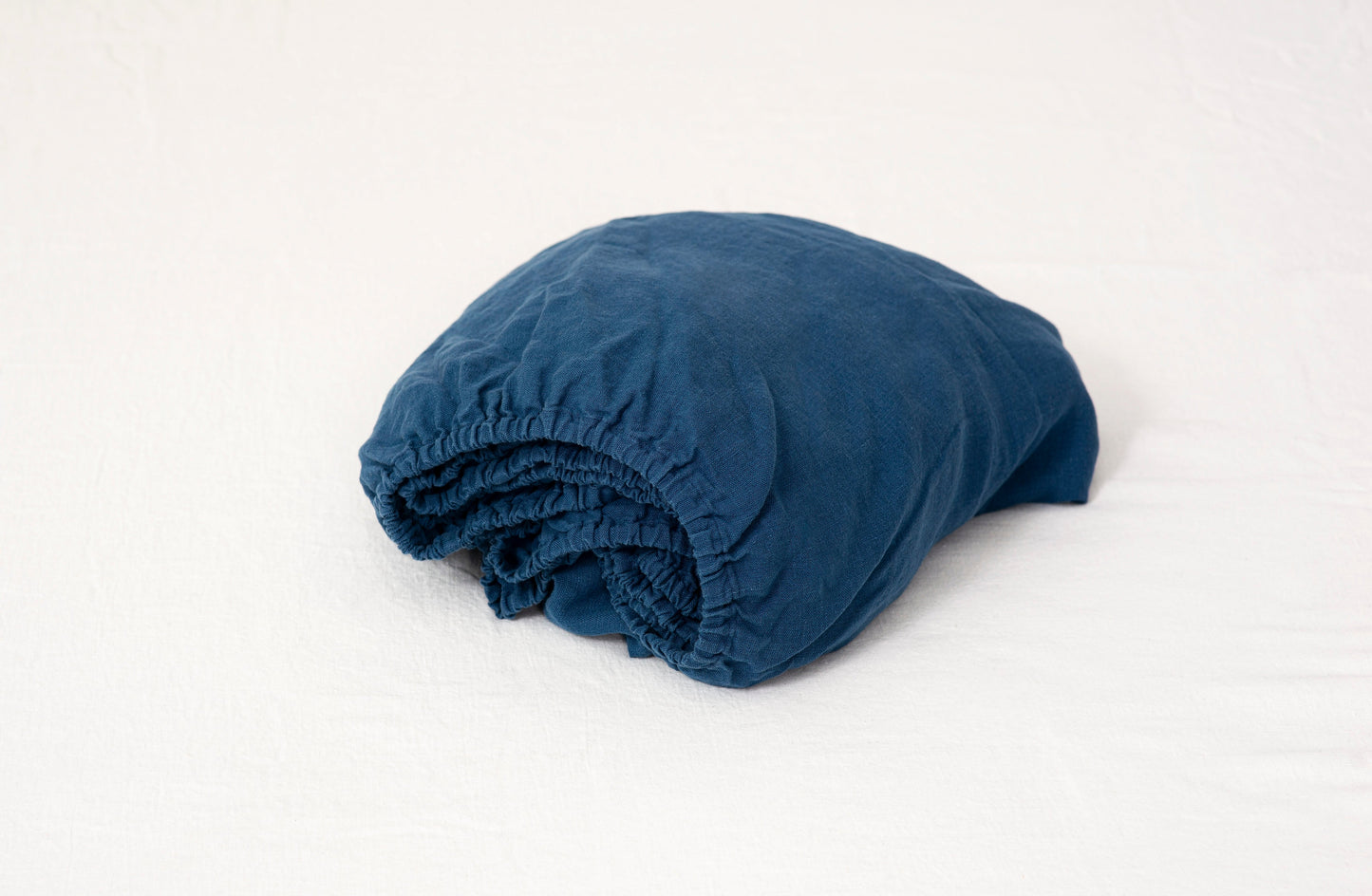 Linen fitted sheet