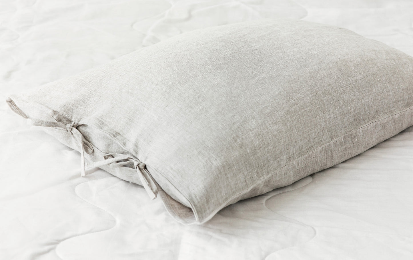 Linen Pillowcase with Ties - Standard Size