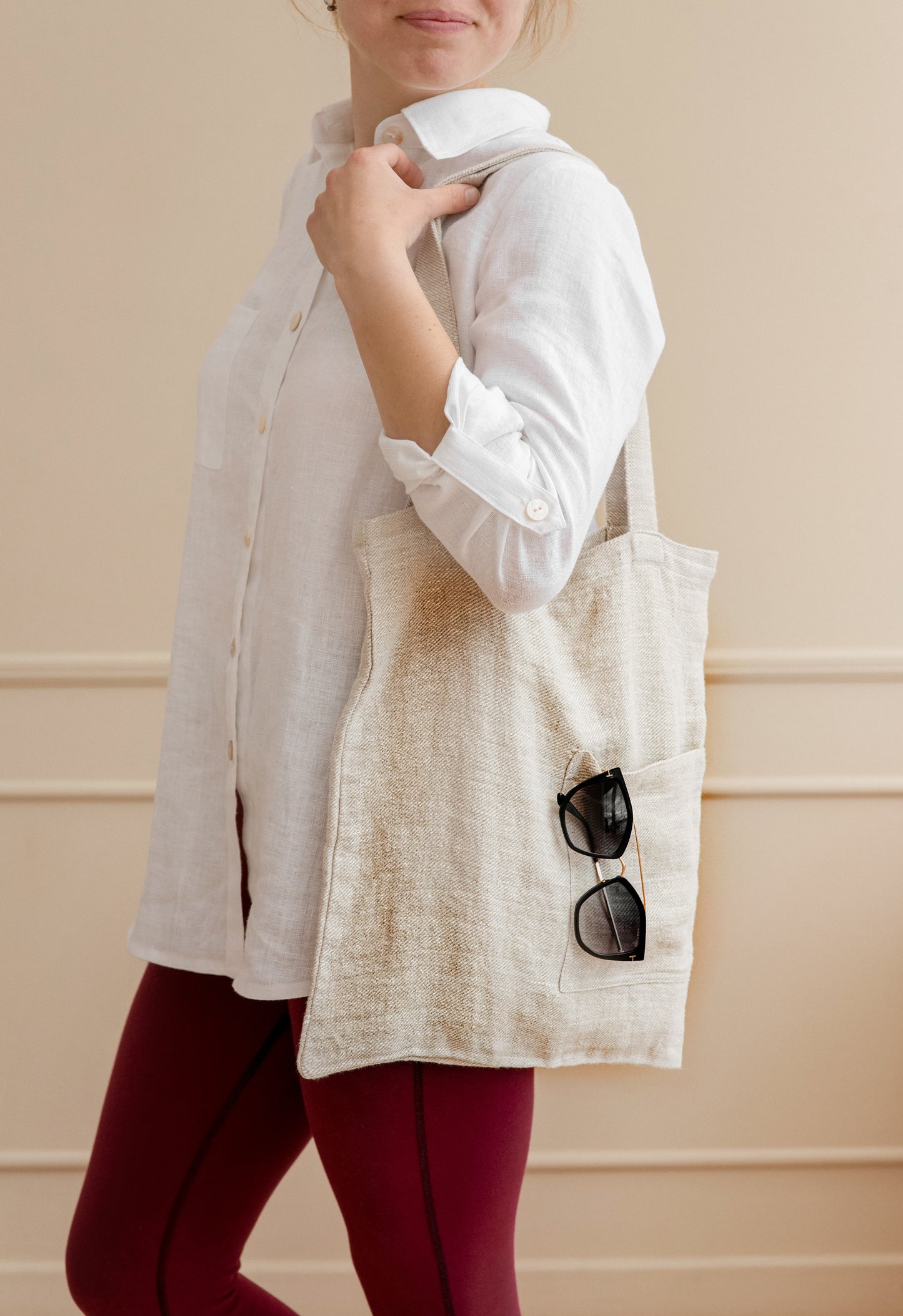 Linen tote bag with pockets