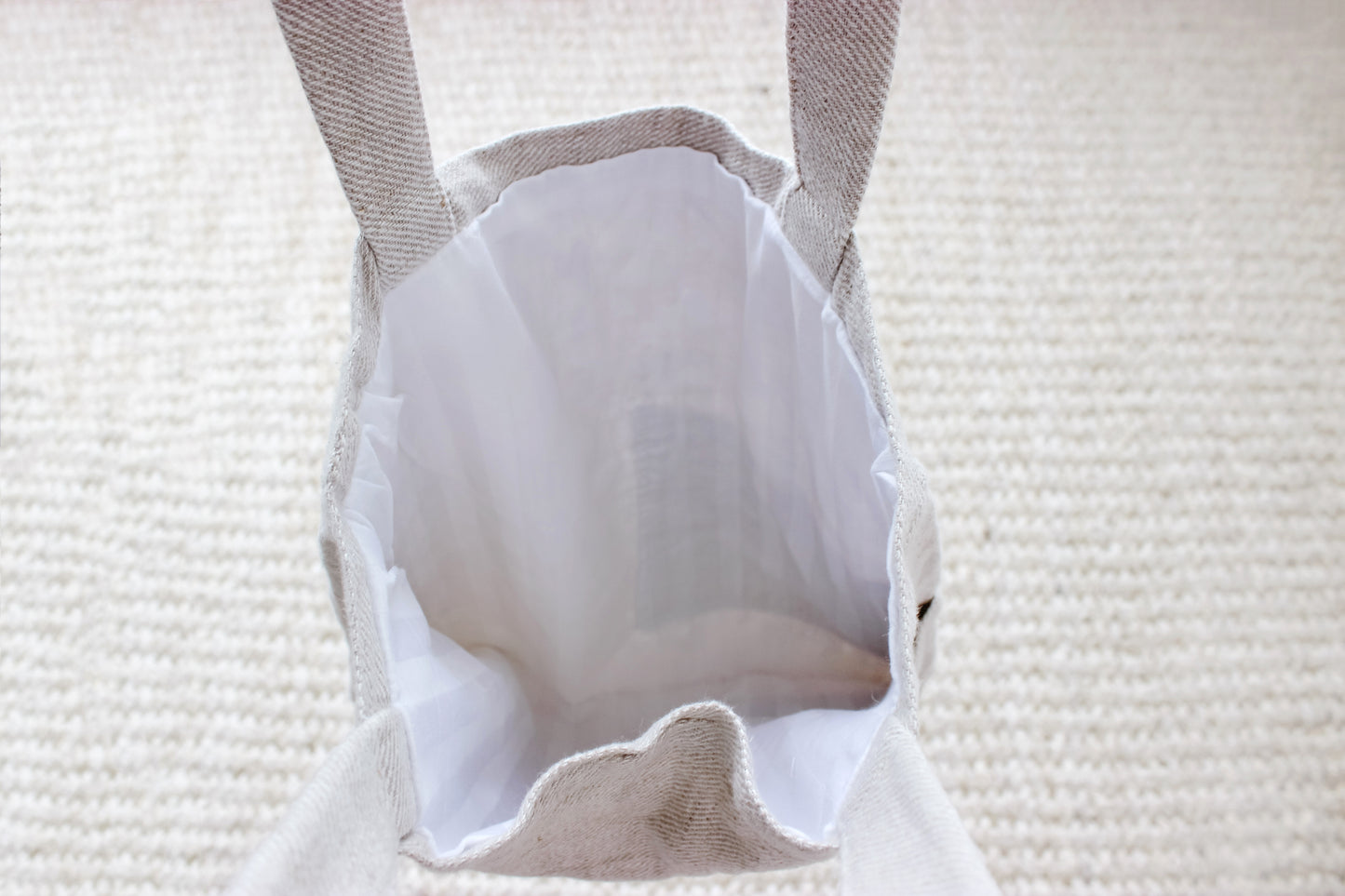 Linen tote bag with pockets