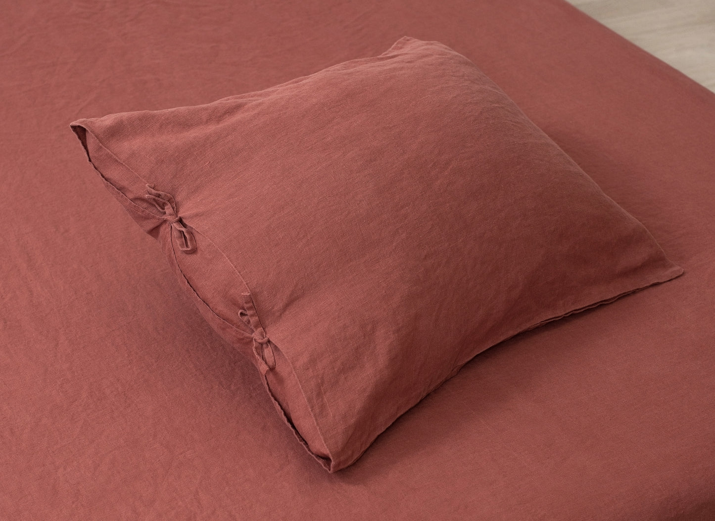 Linen Pillowcase with Ties - Standard Size