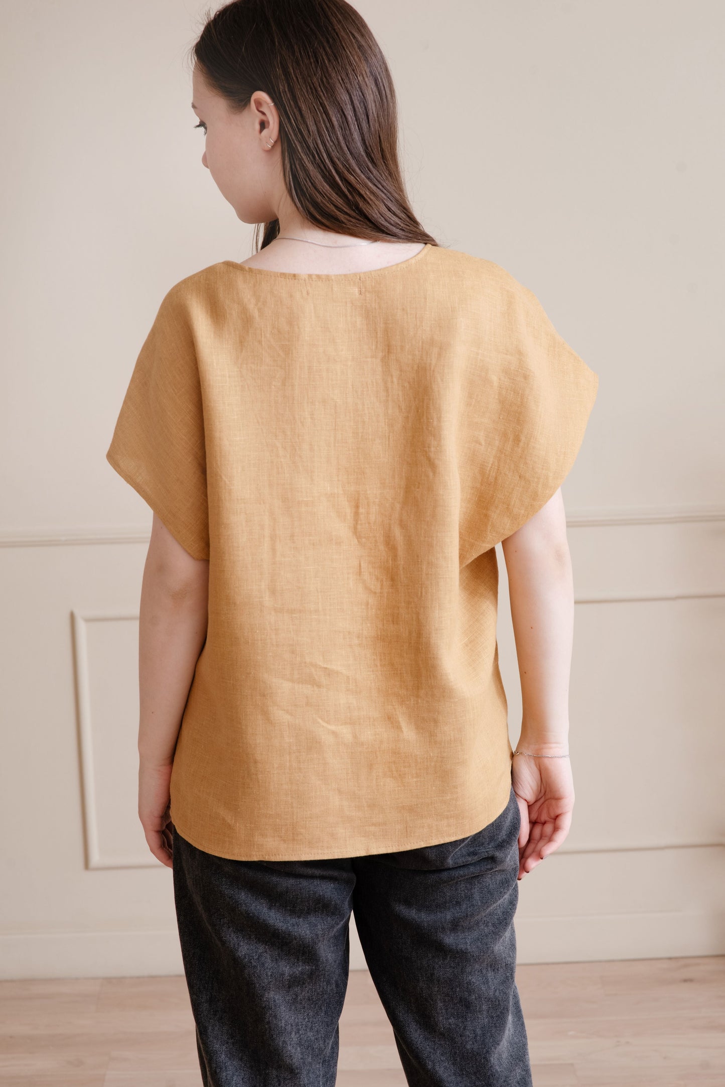 Lightweight linen top